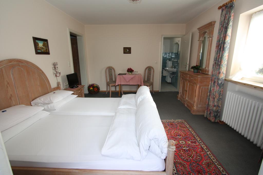 Haus Hoellental Garmisch-Partenkirchen Room photo