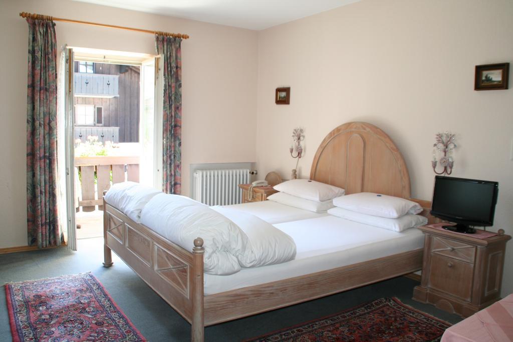 Haus Hoellental Garmisch-Partenkirchen Room photo